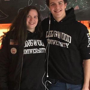 Meet your Posher, Devin